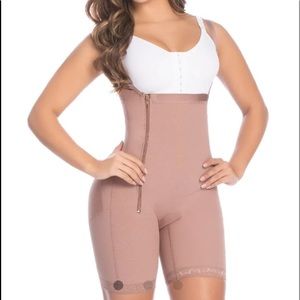 100% made in colombia Fajate Mid-leg girdle